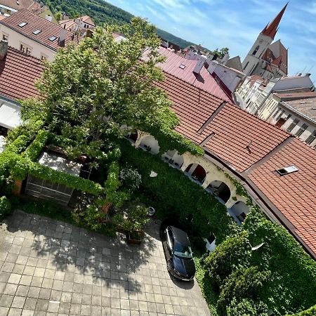 Palác Daun - Studio Apartments Znojmo Exterior foto